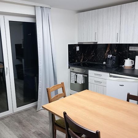 Apartmany De-Lu Blansko Exteriör bild