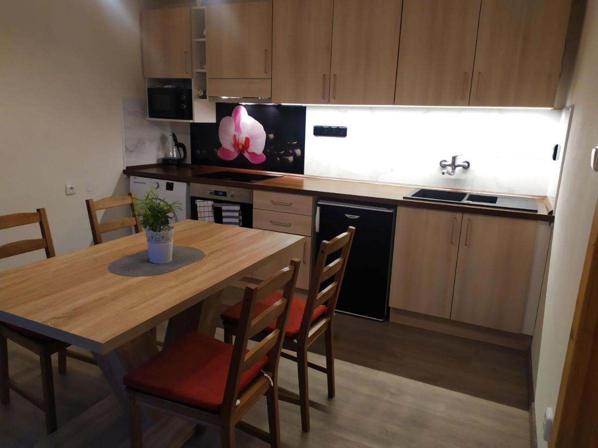 Apartmany De-Lu Blansko Exteriör bild